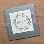 faire-part mariage couronne fleurs rose et vert