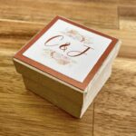 Boîte en carton kraft carré pour dragées mariage