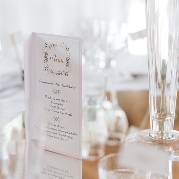 menu pour un mariage au rendu sobre