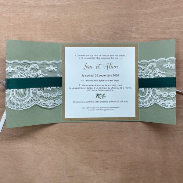 Faire-part de mariage 3 volets vert sauge et dentelle