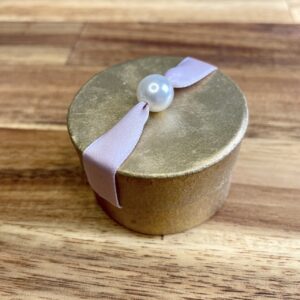boite à dragées doré avec perle nacré