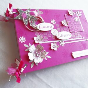 Livre d'or mariage thème fuchsia