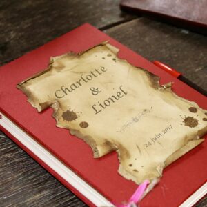 Livre d'or mariage thème médiéval