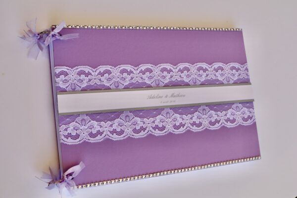 Livre d'or mariage thème dentelle