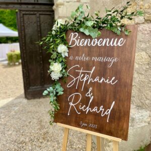 panneau de bienvenue en bois naturel pour mariage