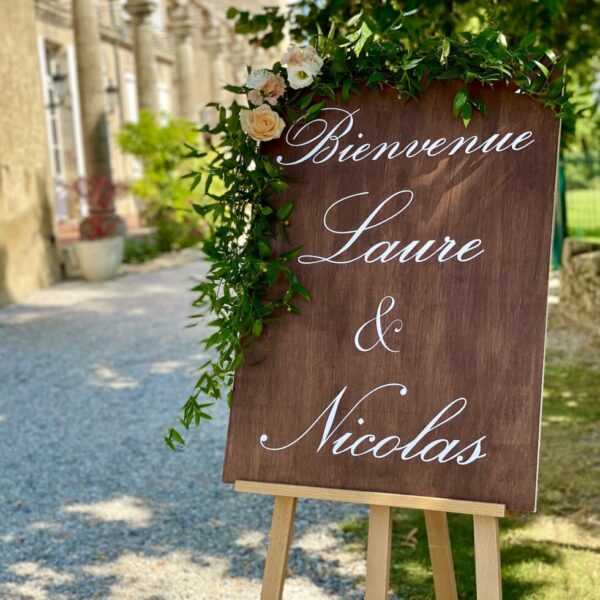 panneau de bienvenue en bois naturel pour mariage
