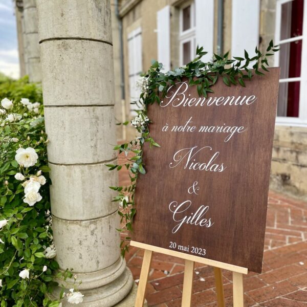 panneau de bienvenue en bois naturel pour mariage