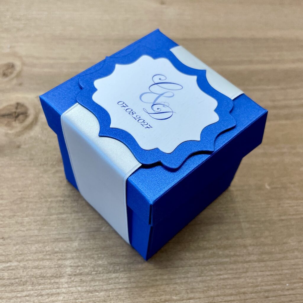 boite cube drag&eacute;es mariage