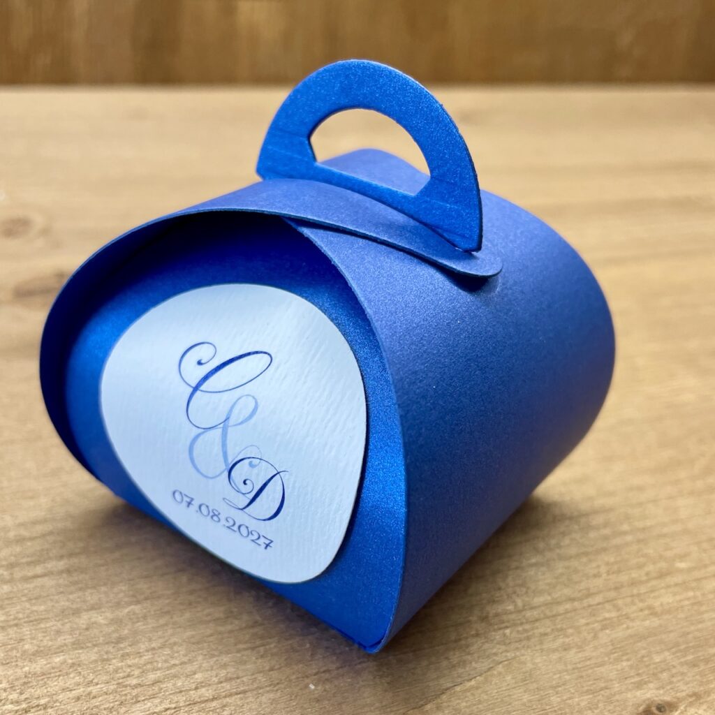 boite pour drag&eacute;es mariage saphir