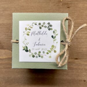 Contenant dragées mariage nature ficelle vert sauge