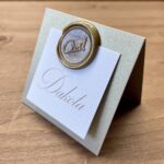 marque-place mariage avec cachet de cire