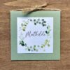 marque-place mariage nature et champêtre couronne eucalyptus