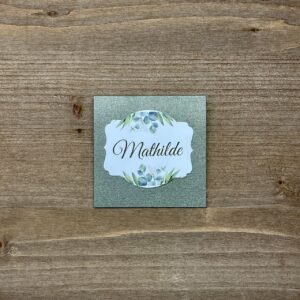 carte prénom invité mariage vert